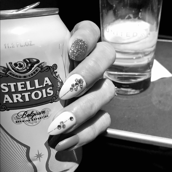 Meet your Posher, Julee - Picture 3 of 6